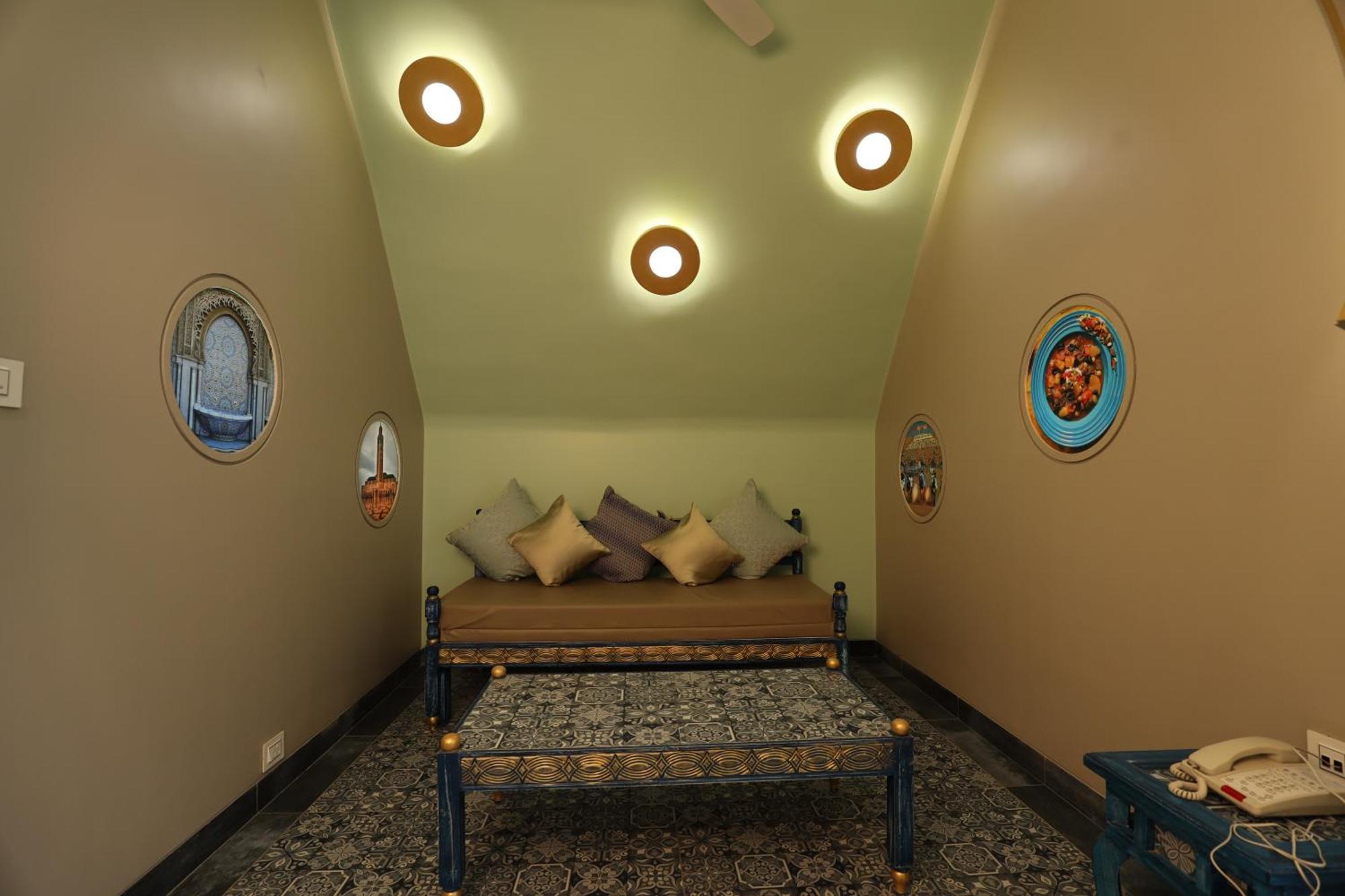 Neonz Resort & Club Ānand Eksteriør billede